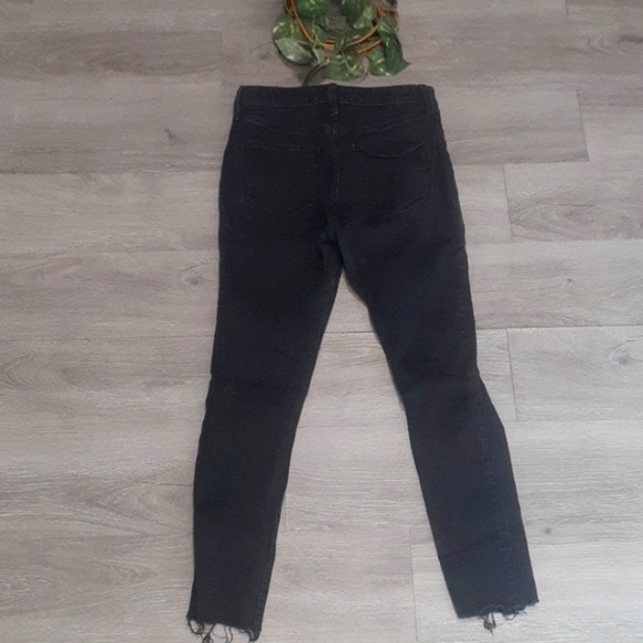 Hollister Distressed Ultra High-Rise Jean Leggings - Picture 9 of 14